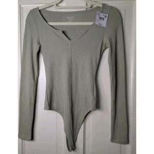 American Eagle Ribbed Green Long Sleeve V Neck Bodysuit Women's S(790)